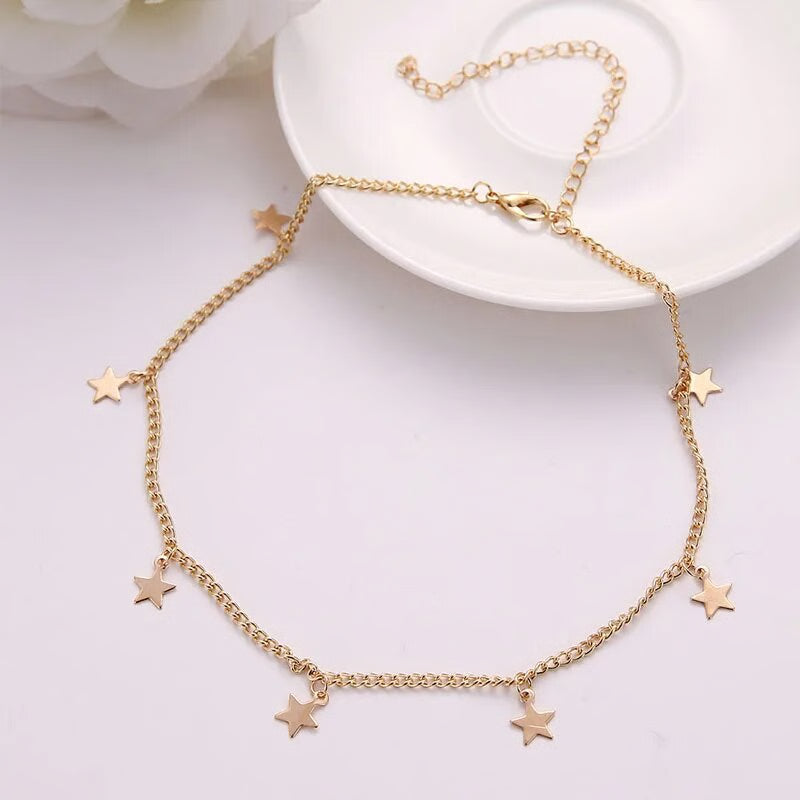 Boho Statement Necklace: Stylish Stars Dangler Choker for Women - Fashionable Clavicle Chain Jewelry, Perfect Birthday G